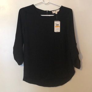 Black three quarter length sleeve top